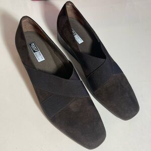 Munro American Zena Brown Suede Mule M379426